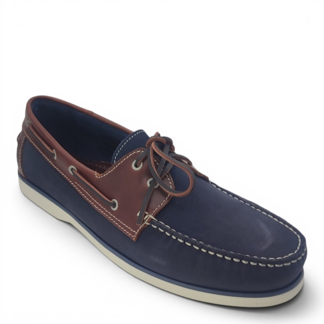MOCCASINES