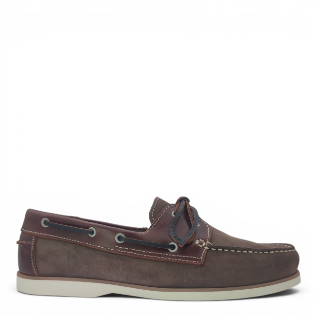MOCCASINES