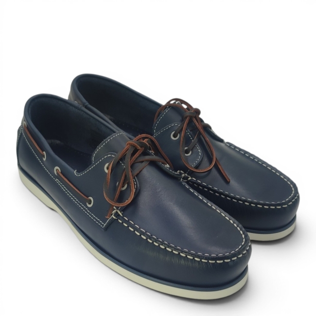 MOCCASINES