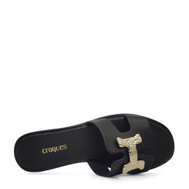 FLAT SANDALS