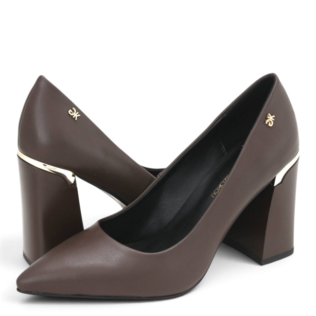 PUMPS