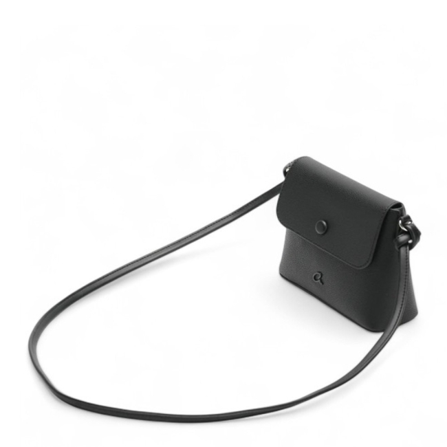 CROSSBODY