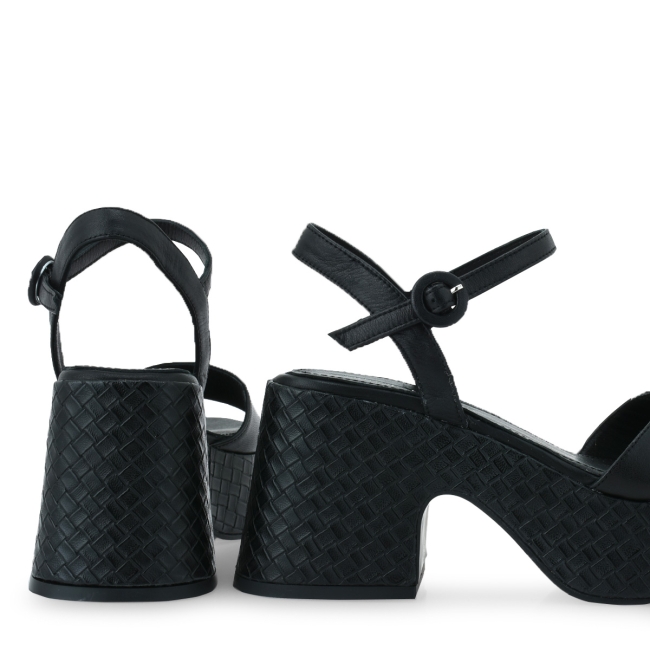 HEELED SANDALS