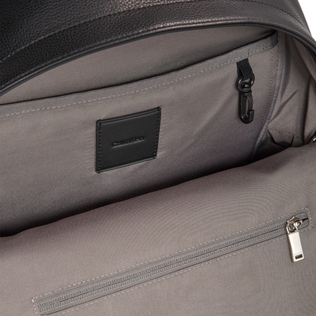 RAISED ROUND BACKPACK