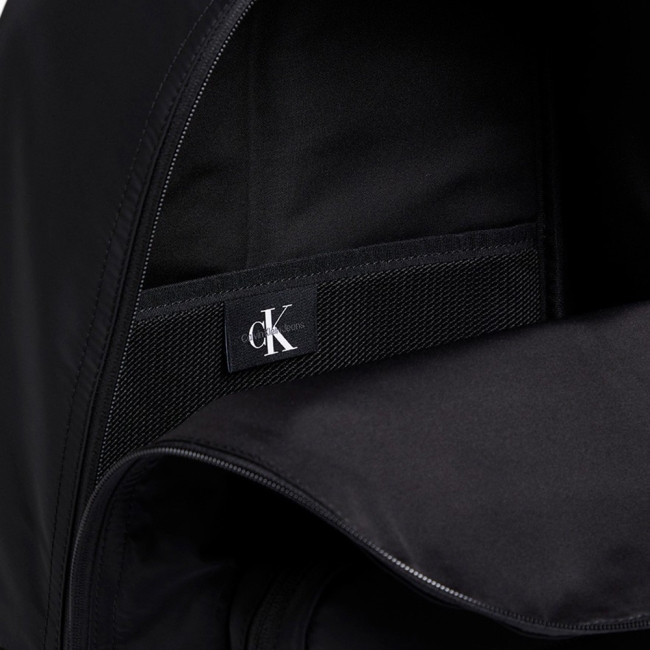 SPORT ESSENTIALS BACKPACK 43