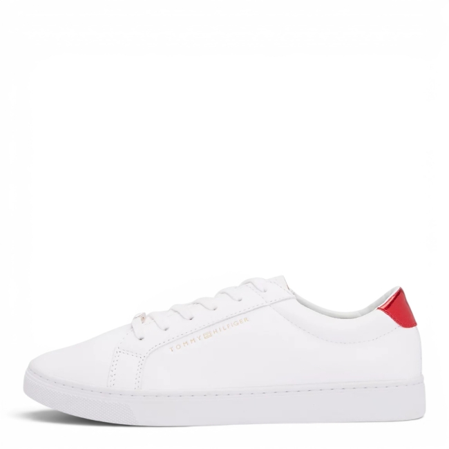 ESSENTIAL SNEAKER