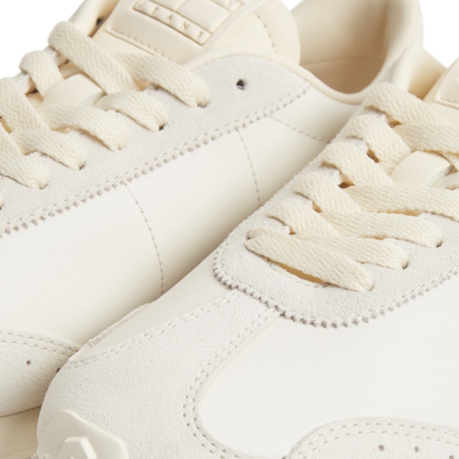 RETRO RUNNER ARCHIVE LTR