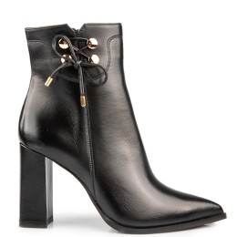 LEATHER COLLECTION