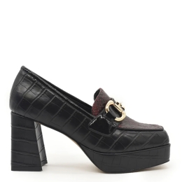 HEELED LOAFER