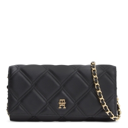 TH FEMININE WALLET ON CHAIN