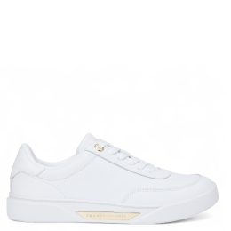 ESSENTIAL CHIC COURT SNEAKER