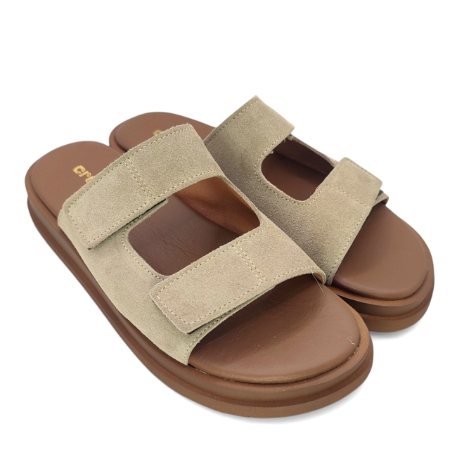 FLAT SANDALS