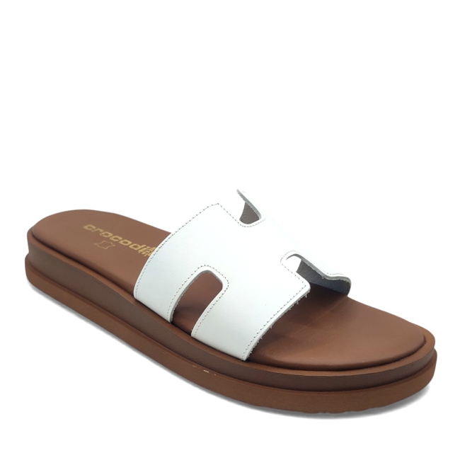 FLAT SANDALS