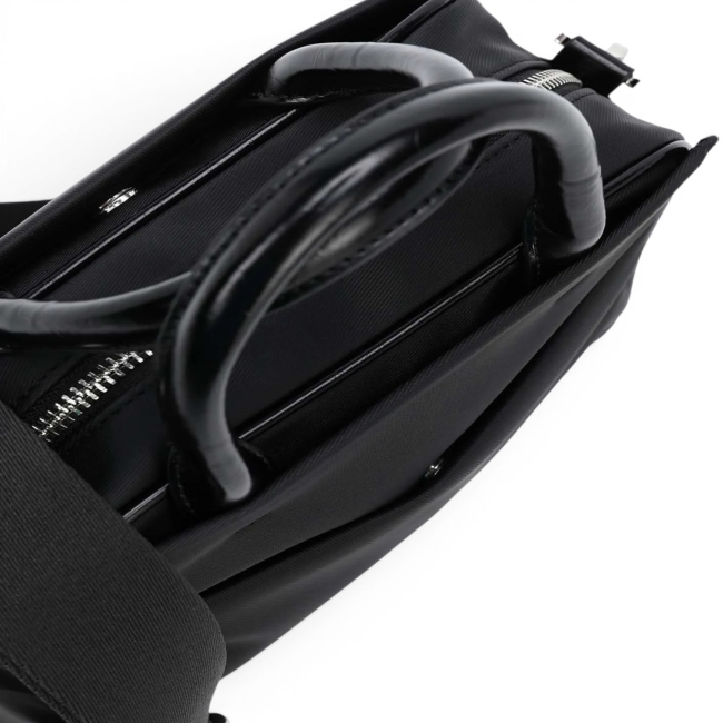 CROSS BODY