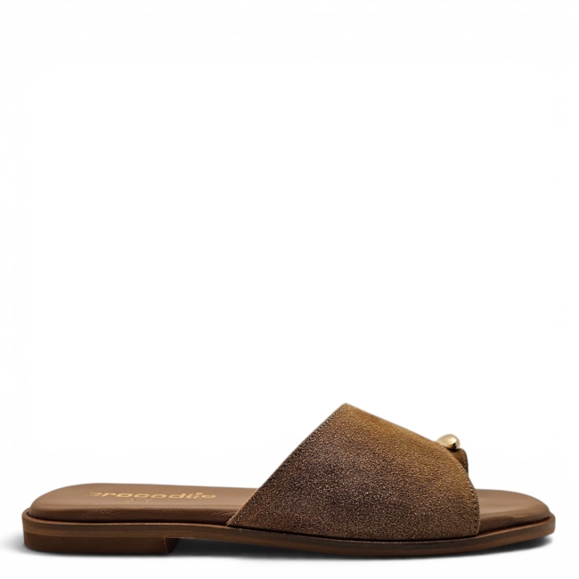FLAT SANDALS
