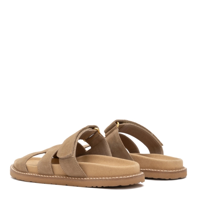 FLAT SANDALS