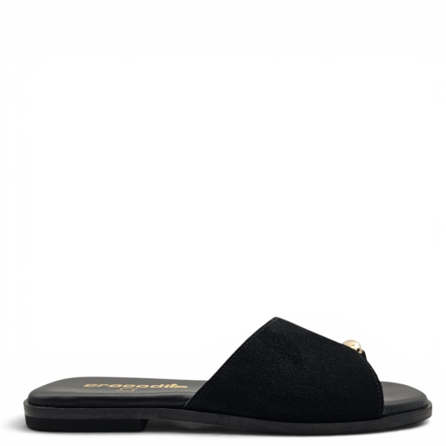 FLAT SANDALS
