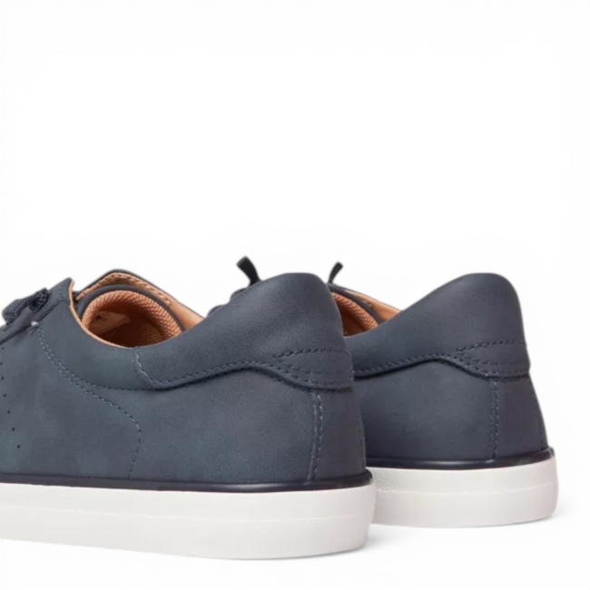 SNEAKERS WOMEN