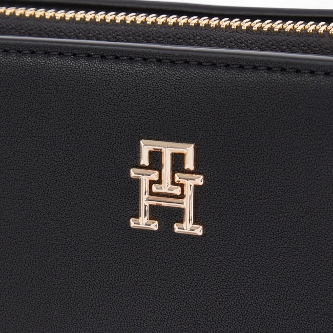TH LOGOTAPE CAMERA BAG