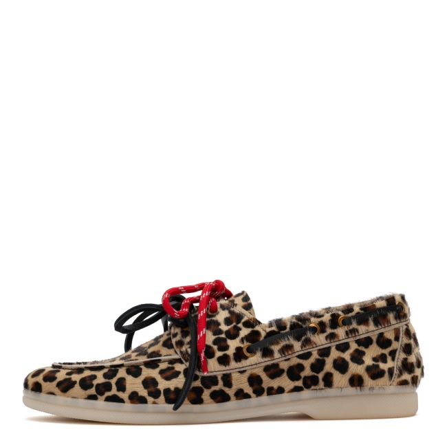 MOCCASINES