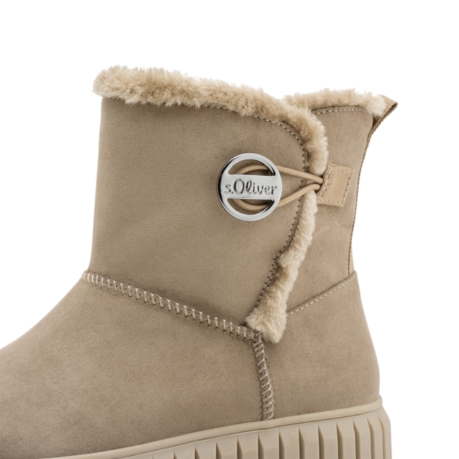 LOW BOOTS