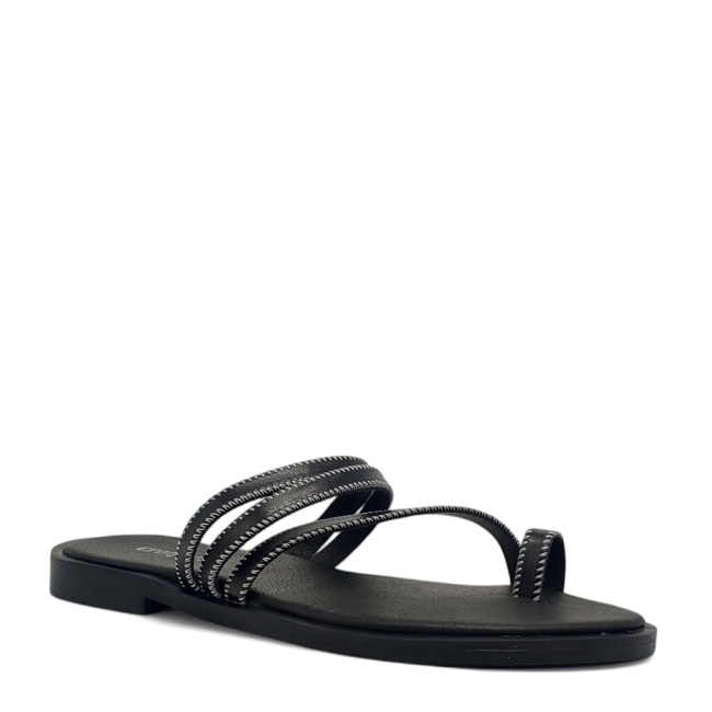 FLAT SANDALS