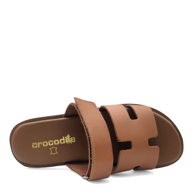 FLAT SANDALS