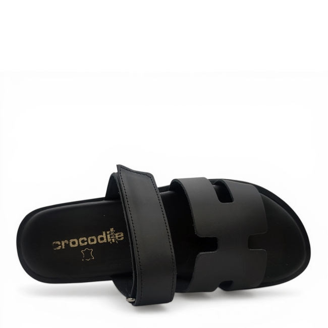 FLAT SANDALS