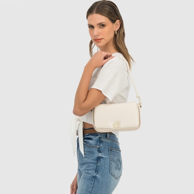 CROSSBODY