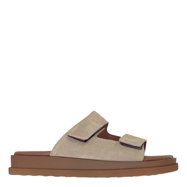 FLAT SANDALS