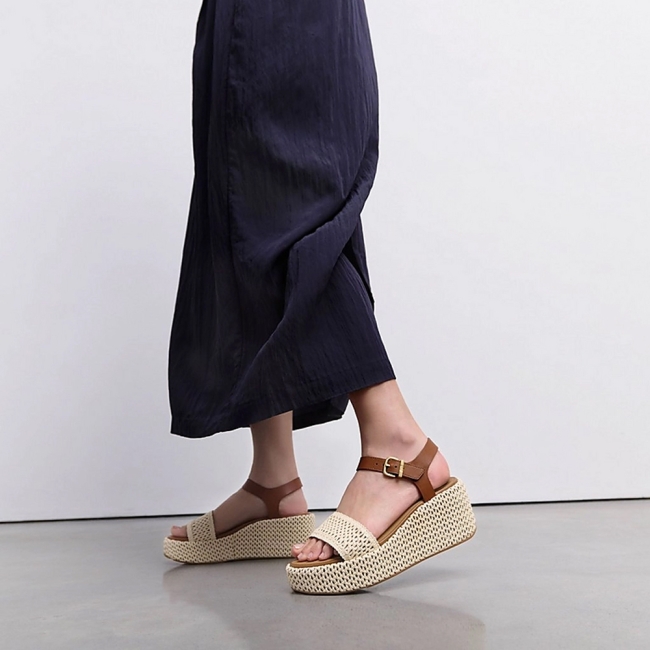 WOVEN WEDGE
