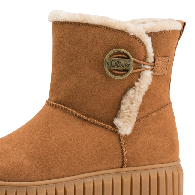 LOW BOOTS
