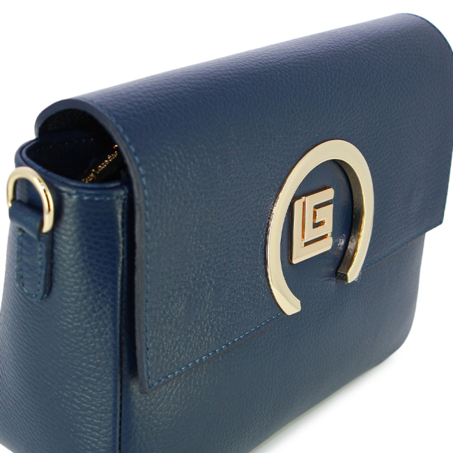 CROSS BODY