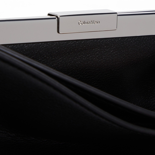 CK NIGHT SQUARE CROSSBODY