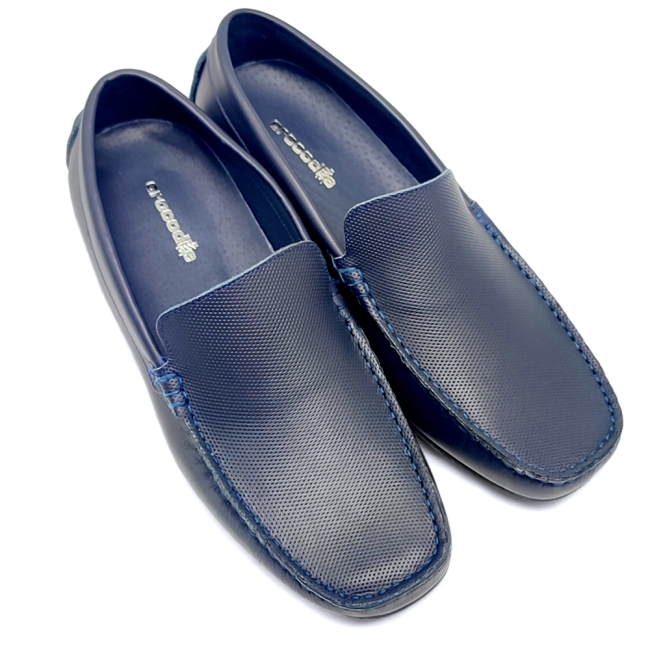 MOCCASINES