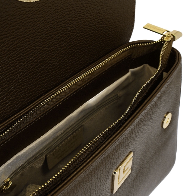 CROSS BODY