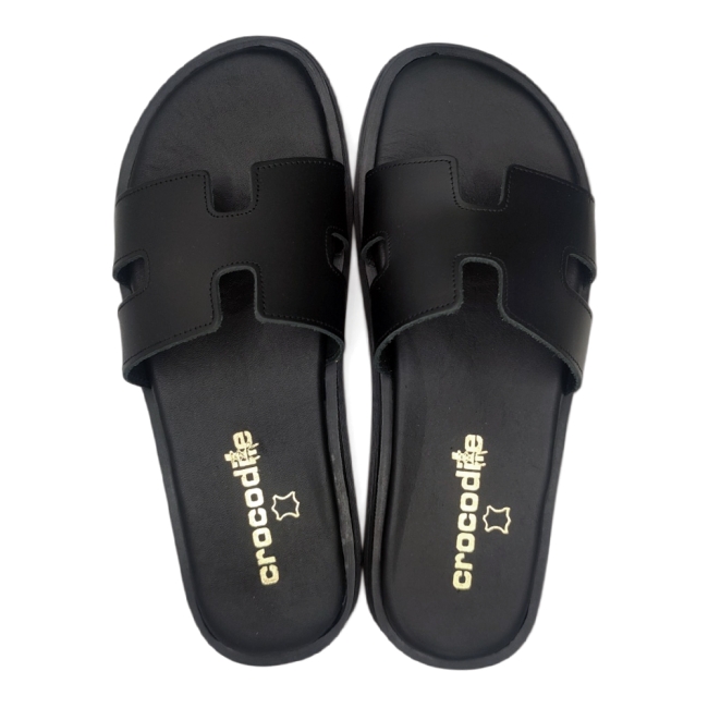 FLAT SANDALS