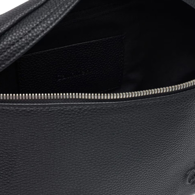 YOUNG INTERESTING WAISTBAG