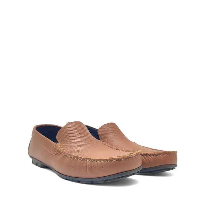 MOCCASINES