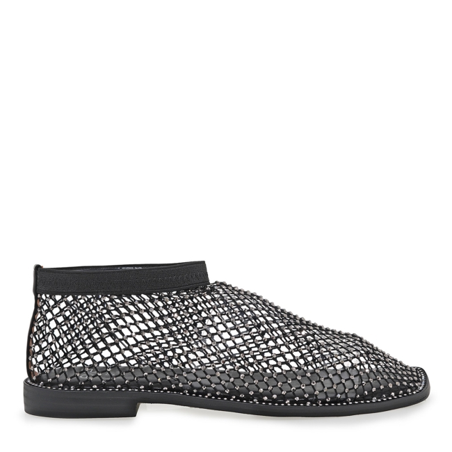 FLAT SANDALS