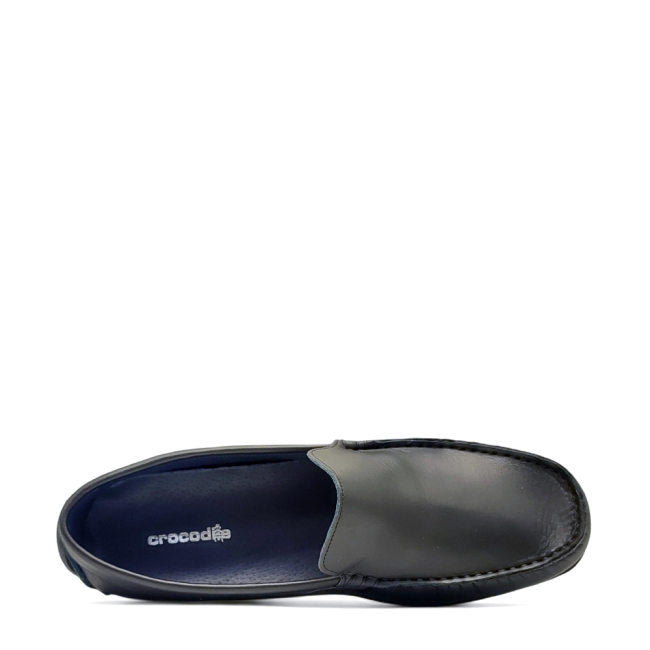 MOCCASINES