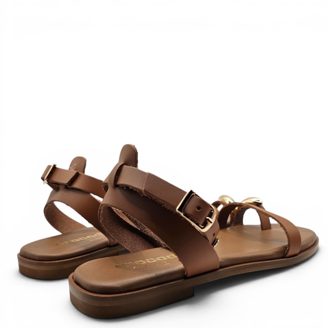 FLAT SANDALS