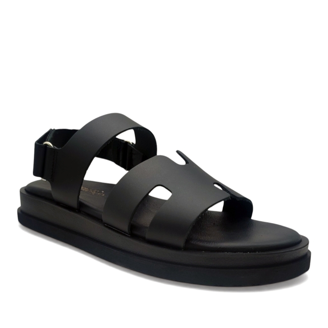 FLAT SANDALS
