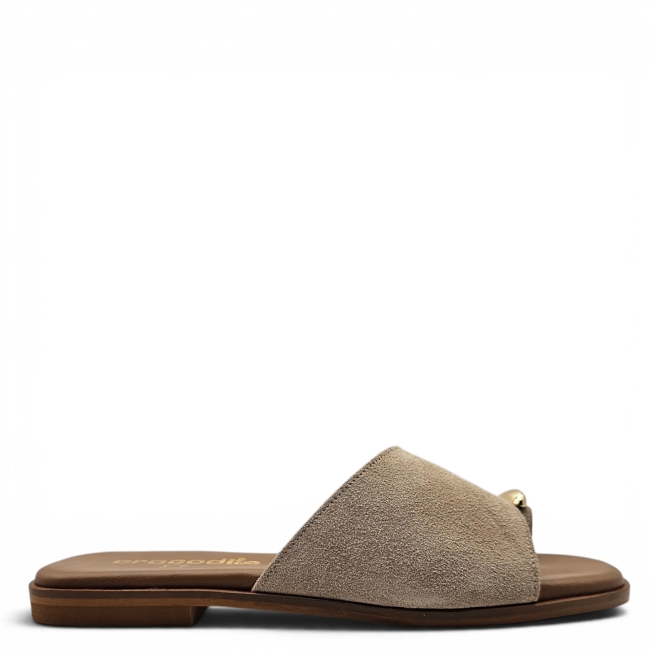 FLAT SANDALS