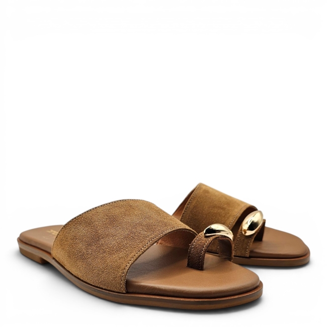 FLAT SANDALS