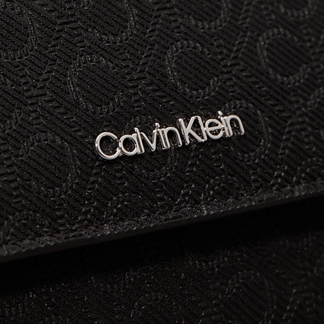 CK MUST SMALL TRIFOLD_MONO