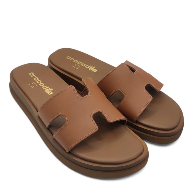 FLAT SANDALS