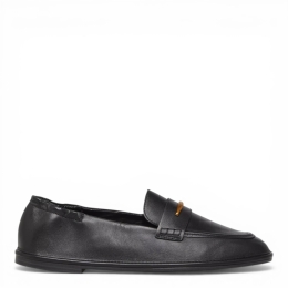 MOCCASINES